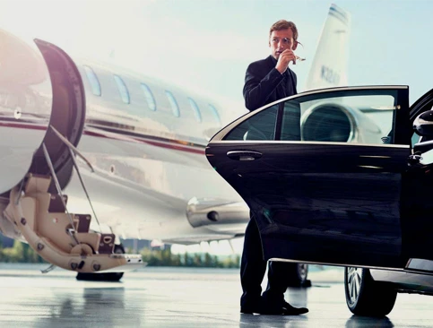 Start and End Your Journey Right with Airport Transfer Services