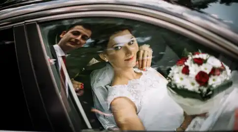 Elegant Wedding Limousine Services