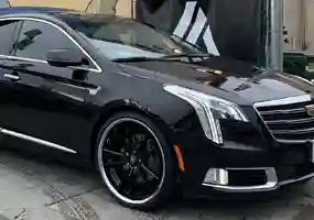 Cadillac XTS Side
