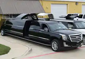 Escalade Limo Side