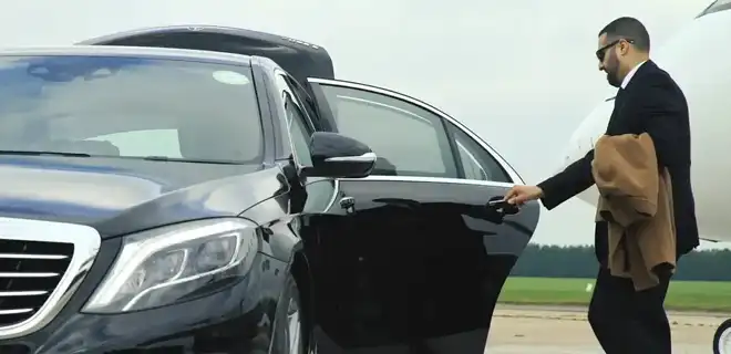 Airport Transfer: Arrive Refreshed and On Time