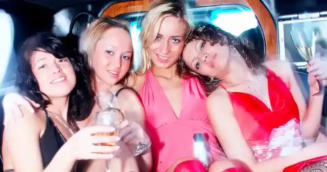 Lincoln MKT Stretch for Parties and Special Events