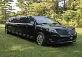 Lincoln Town Car Side