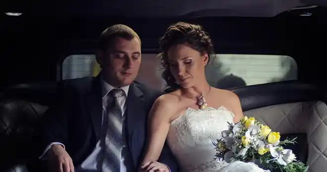 Wedding Transportation with Lincoln MKT Stretch